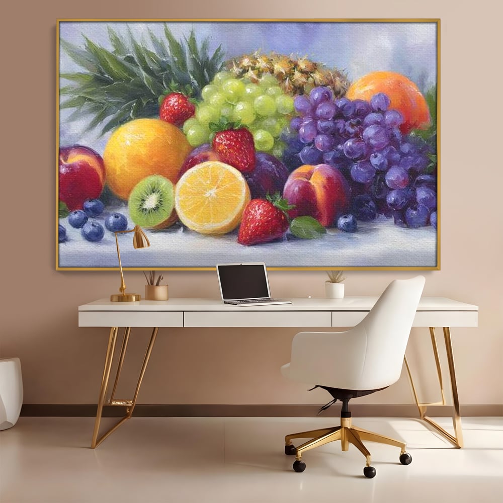 Tablou canvas cu pictura cu cos de fructe, in rama de aluminiu auriu, pe perete intr-un birou